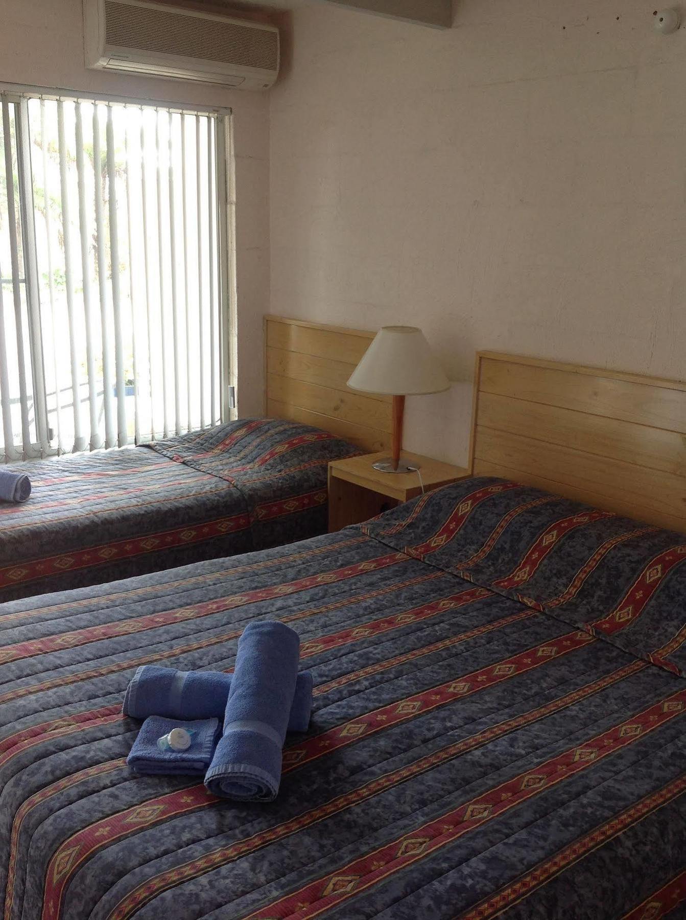 Motel Farnboro 3*